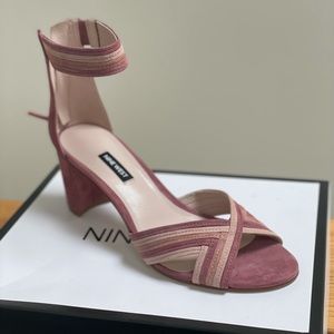 BRAND NEW Nine West dusty rose suede pumps
